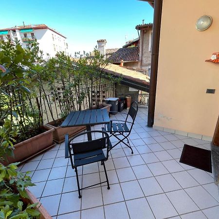 La Casa Dei Sogni Apartment Intra Ngoại thất bức ảnh